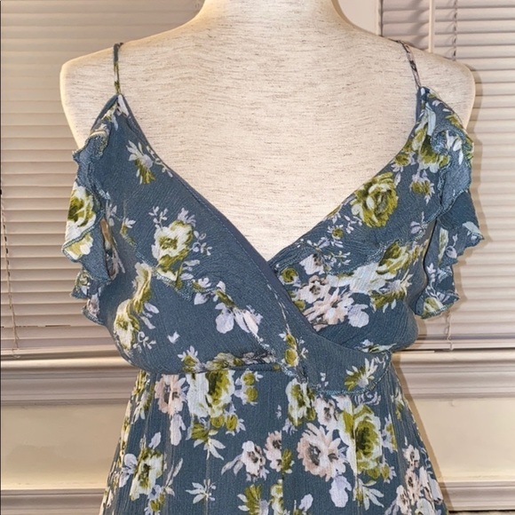 LF Romper Size Small - Picture 2 of 7